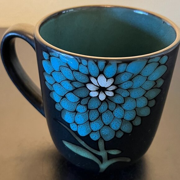Gibson Home Designs GARDENIA CAFE Stoneware Mug ~ Turquoise Flower - Picture 5 of 8